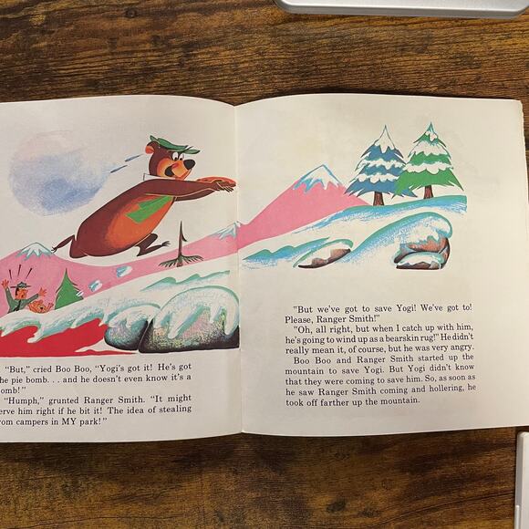 Yogi Bear Jellystone Friends Vintage 1972 RARE Read Along Book and Tape Gift - Picture 5 of 7